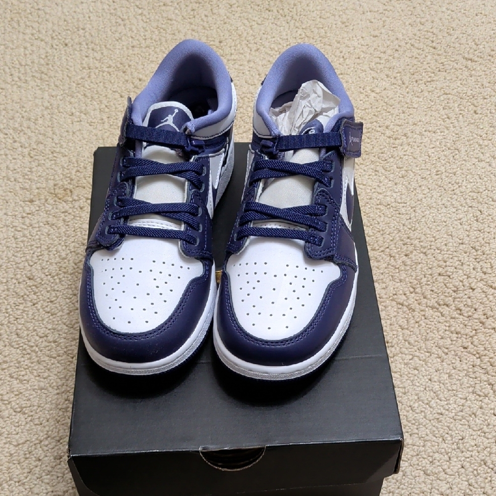 New Nike Air Jordan 1 Low Flyease (GS) Kids Purple and White Sneakers